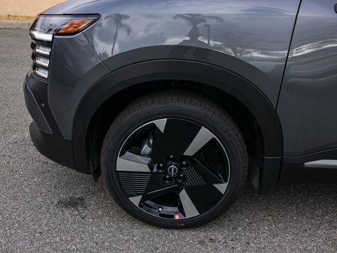 New 2026 Nissan Kicks SR image 11