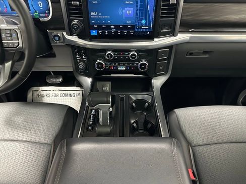 Used 2025 Ford F150 Lariat w/ Equipment Group 501A Mid image 37