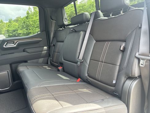 New 2026 Chevrolet Silverado 1500 High Country w/ Technology Package AWD/4WD image 24