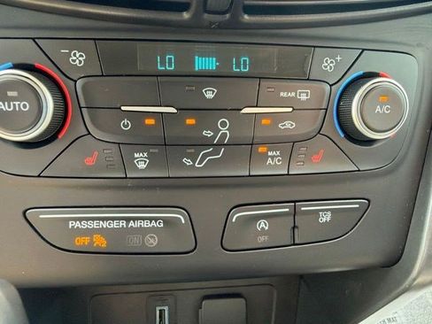 Used 2018 Ford Escape SEL w/ Ford Safe & Smart Package AWD/4WD image 28