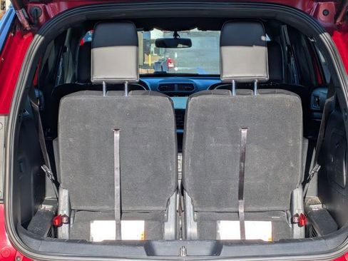 Used 2018 Ford Explorer XLT w/ Equipment Group 202A image 27