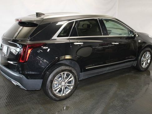 Certified 2022 Cadillac XT5 Premium Luxury image 5