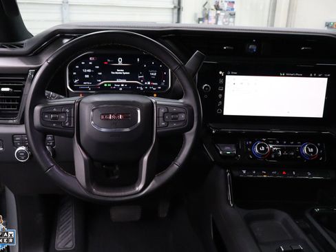 Used 2024 GMC Sierra 2500 AT4 w/ AT4 Premium Plus Package AWD/4WD image 17