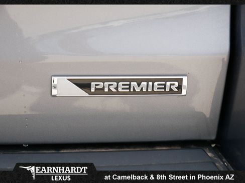 Used 2018 Chevrolet Tahoe Premier RWD image 6