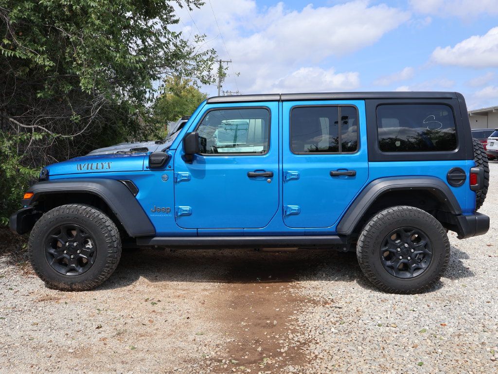 Used 2023 Jeep Wrangler Unlimited w/ Cold Weather Group AWD/4WD image 2