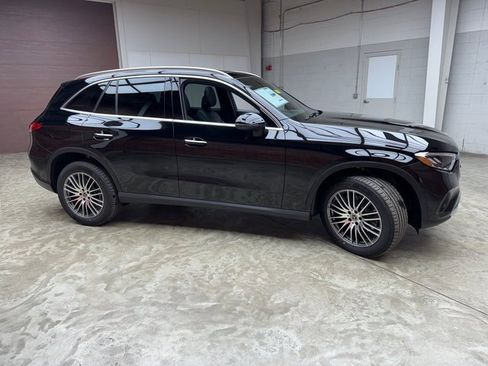 New 2026 Mercedes-Benz GLC 300 GLC 300 image 6