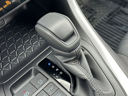New 2025 Toyota RAV4 XLE w/ Convenience Package image 19