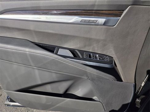 New 2026 Cadillac Escalade Luxury image 19