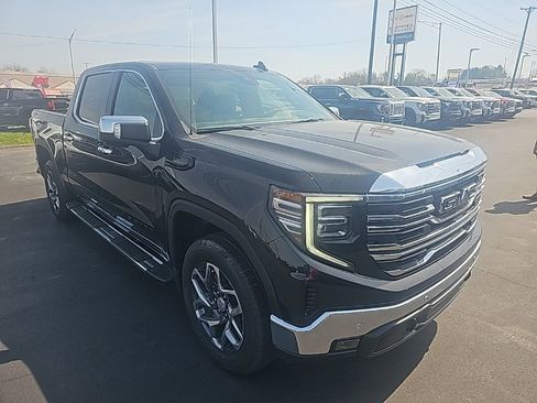 New 2026 GMC Sierra 1500 SLT w/ SLT Premium Plus Package AWD/4WD image 3