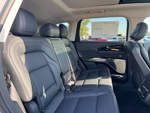 New 2026 Lincoln Nautilus Premier w/ Equipment Group 102A image 19