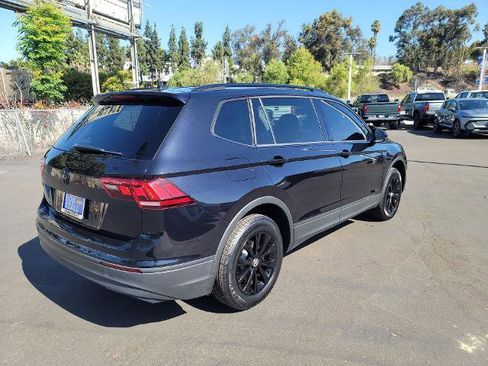 Used 2020 Volkswagen Tiguan S image 8
