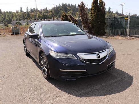 Used 2017 Acura TLX w/ Technology Package FWD image 3