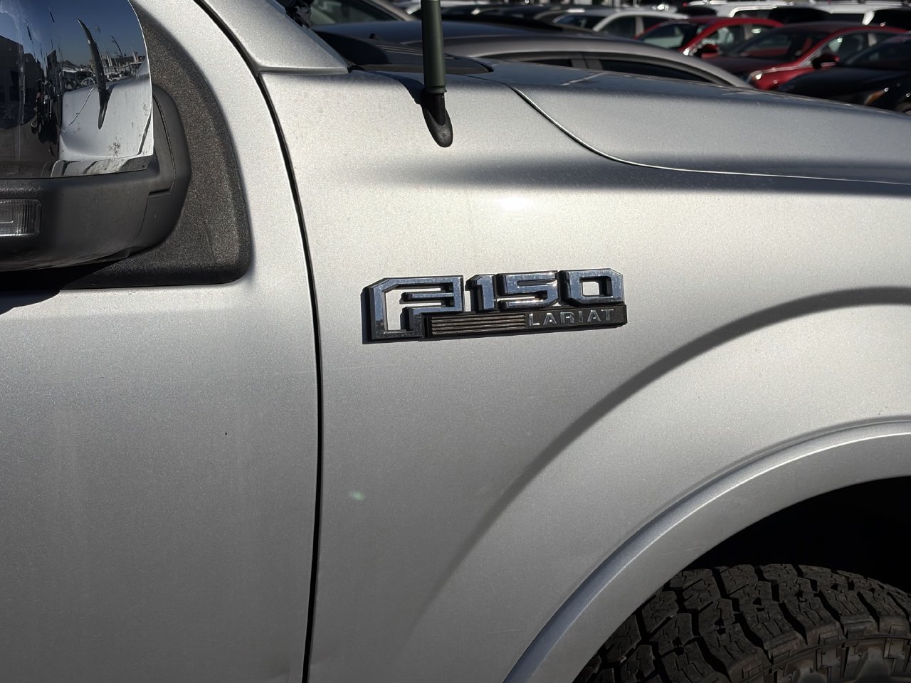 Used 2019 Ford F150 Lariat w/ Equipment Group 502A Luxury AWD/4WD image 11