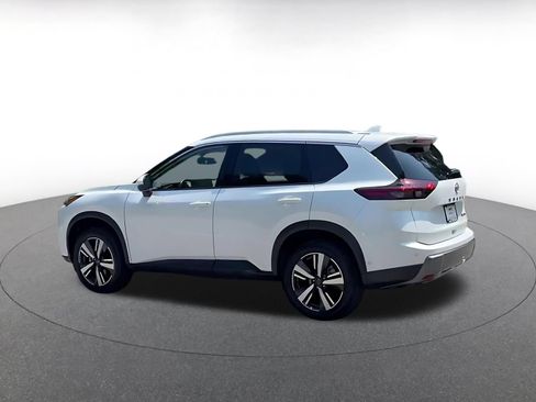 Used 2026 Nissan Rogue SL AWD/4WD image 10