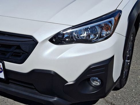 Used 2021 Subaru Crosstrek 2.5i Sport w/ Moonroof Package AWD/4WD image 9