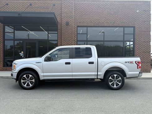 Used 2019 Ford F150 XL w/ Equipment Group 101A Mid AWD/4WD image 4