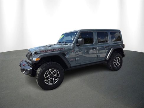Used 2025 Jeep Wrangler Unlimited Rubicon w/ Safety Group image 2