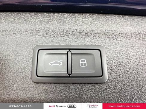 Certified 2023 Audi Q3 2.0T Premium w/ Convenience Package AWD/4WD image 11