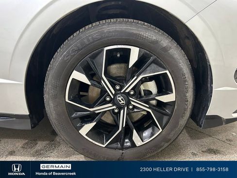 Used 2025 Hyundai Sonata SEL image 12