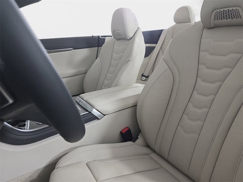 New 2026 BMW 840i xDrive Convertible image 15