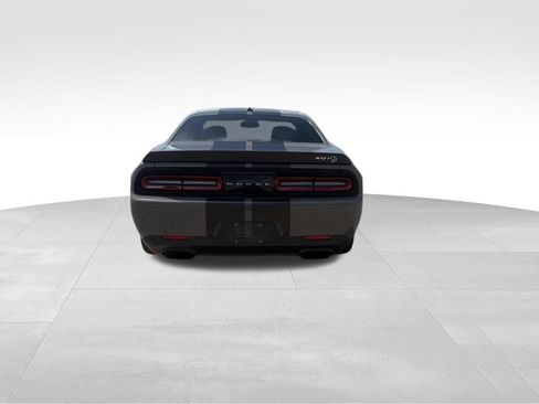 Used 2018 Dodge Challenger SRT Hellcat RWD image 6