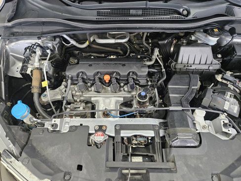 Used 2023 Honda HR-V LX image 7