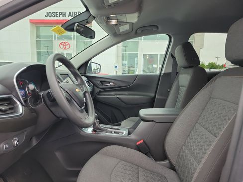 Used 2022 Chevrolet Equinox LT FWD image 14