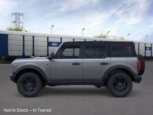 New 2025 Ford Bronco Big Bend w/ Black Diamond Package image 3