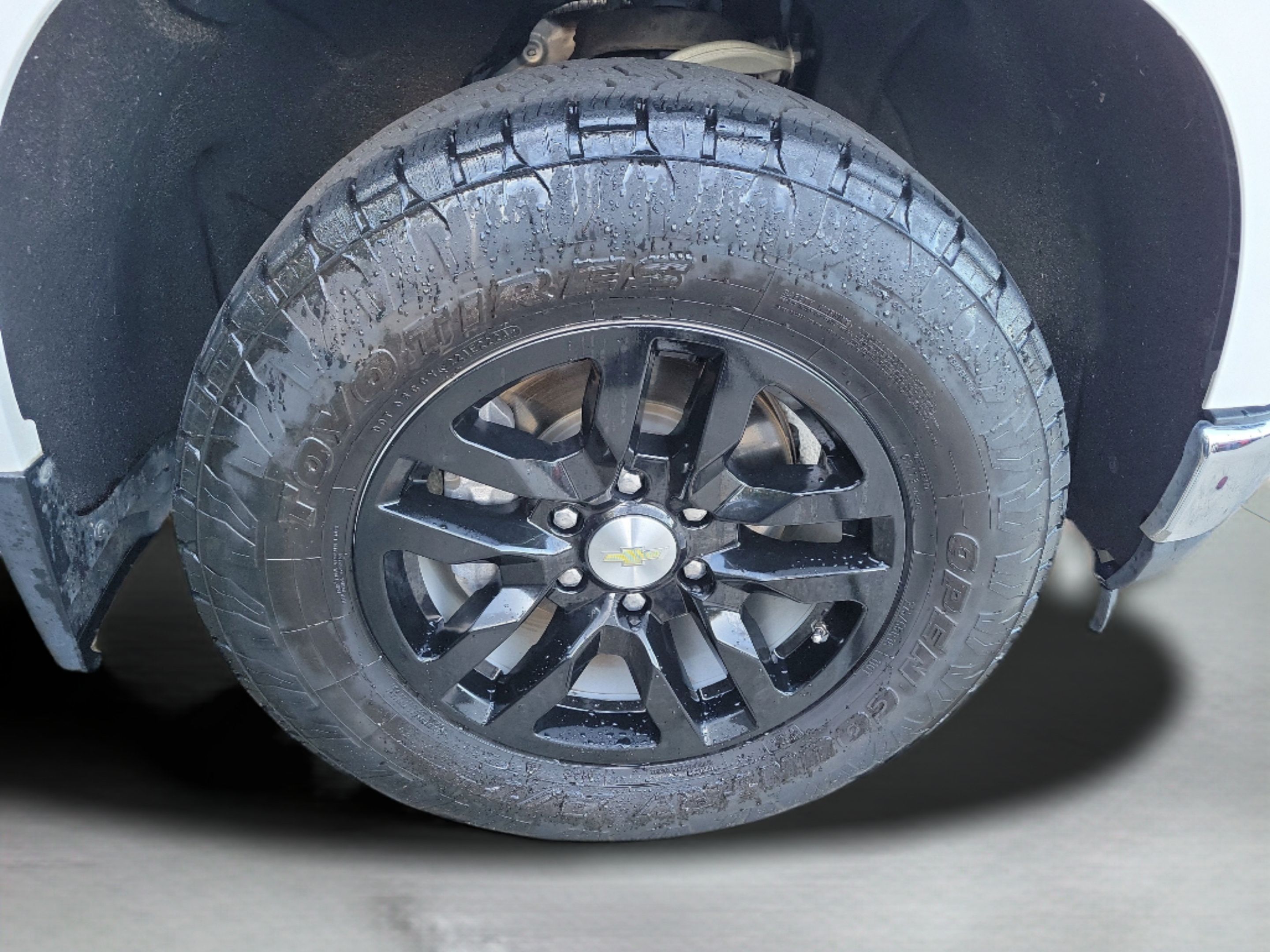 Used 2019 Chevrolet Silverado 1500 LTZ w/ LTZ Convenience Package AWD/4WD image 28
