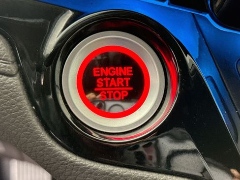 Used 2018 Honda Odyssey Elite image 21