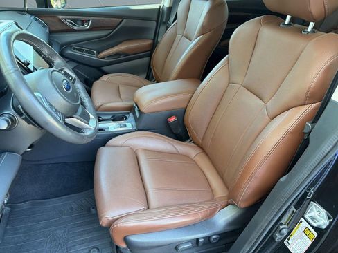 Used 2023 Subaru Ascent Touring AWD/4WD image 5