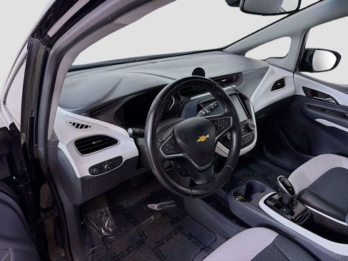 Used 2018 Chevrolet Bolt LT image 17