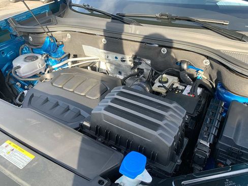 Used 2024 Volkswagen Atlas Cross Sport SEL image 30