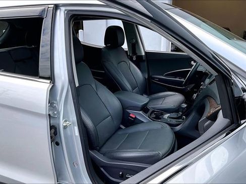 Used 2018 Hyundai Santa Fe Sport w/ Cargo Package AWD/4WD image 29
