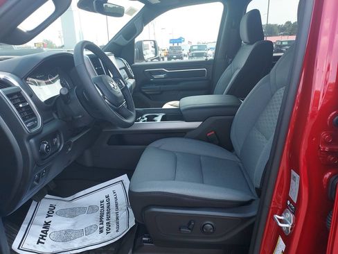 New 2026 RAM 1500 Big Horn AWD/4WD image 13