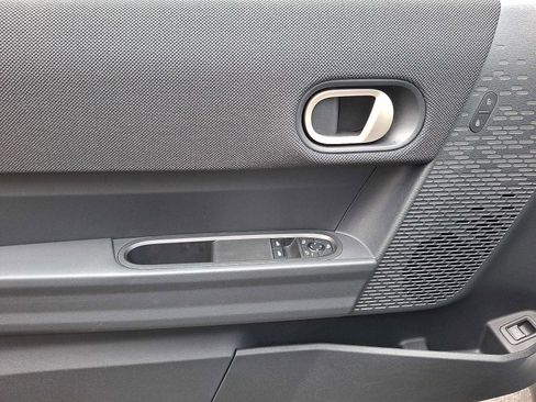 Certified 2025 MINI Cooper S image 10