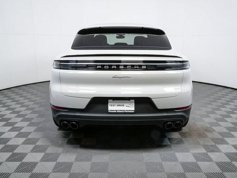 Certified 2026 Porsche Cayenne Coupe AWD/4WD image 32