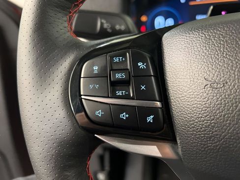 Used 2025 Ford Explorer ST-Line image 16