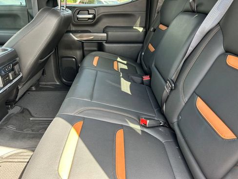 Used 2021 GMC Sierra 1500 AT4 w/ AT4 Preferred Package AWD/4WD image 16