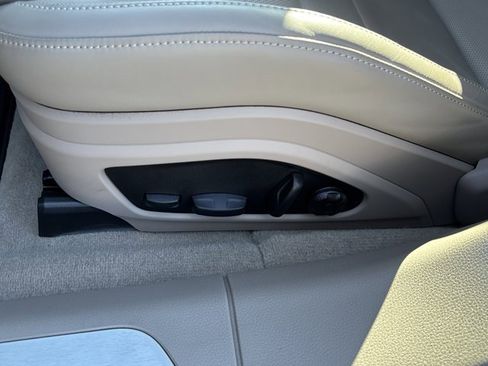 Used 2025 Porsche Panamera 4 image 20