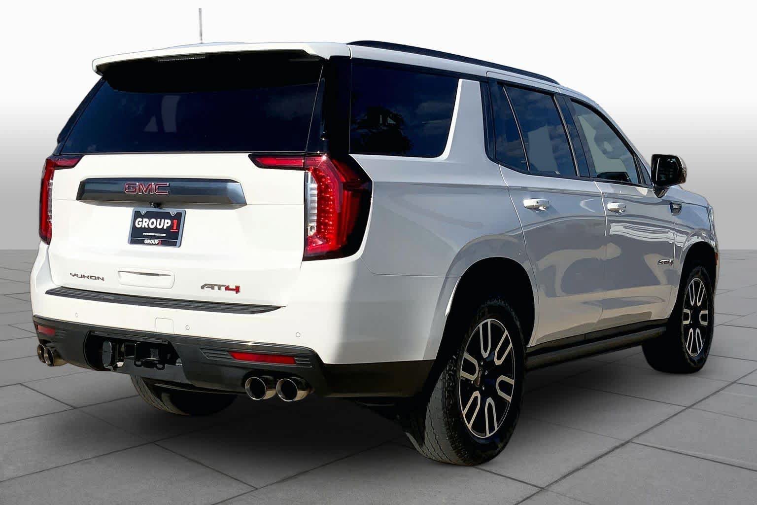 Used 2024 GMC Yukon AT4 w/ Technology Package AWD/4WD image 13