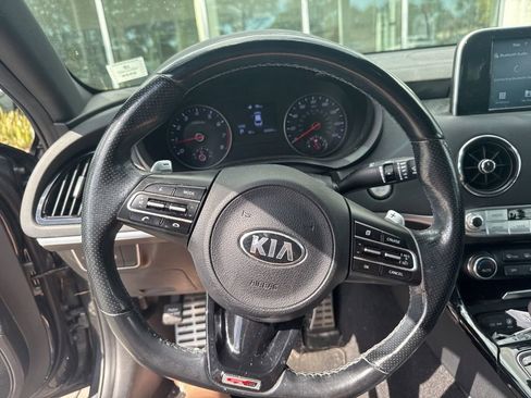 Used 2020 Kia Stinger GT-Line image 5