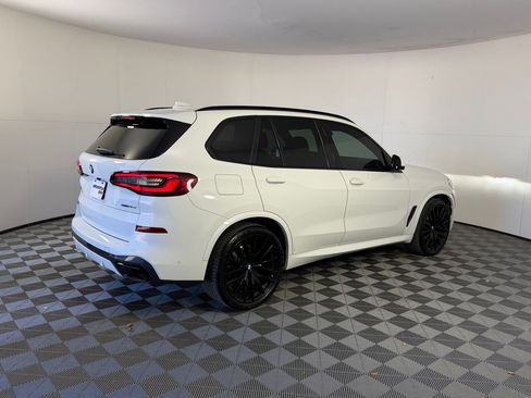 Used 2022 BMW X5 sDrive40i w/ M Sport Package RWD image 9
