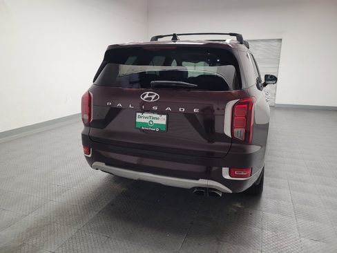 Used 2021 Hyundai Palisade Limited w/ Winter Package FWD image 7