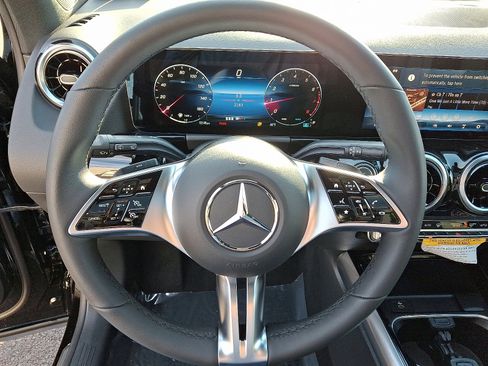 New 2026 Mercedes-Benz GLA 250 4MATIC image 16