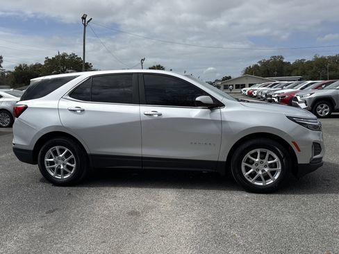 Used 2022 Chevrolet Equinox LT FWD image 6