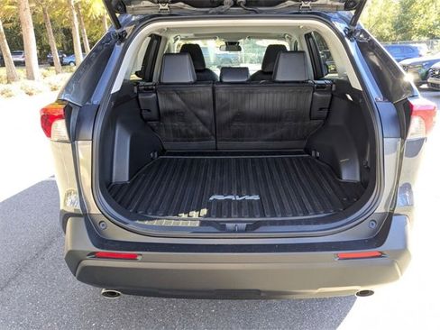 Used 2023 Toyota RAV4 XLE Premium image 38