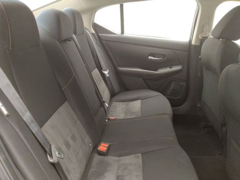 Used 2021 Nissan Sentra SR image 19