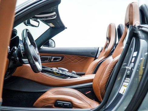 Used 2018 Mercedes-Benz AMG GT Roadster image 51