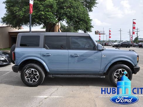 Used 2024 Ford Bronco Outer Banks AWD/4WD image 6